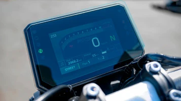 Protective glass Pixsel for moto speedometer YAMAHA MT-07 2025 - 7.9“