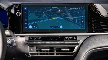 Protective glass Pixsel for monitor TOYOTA CAMRY - 13.4“ 2024 -