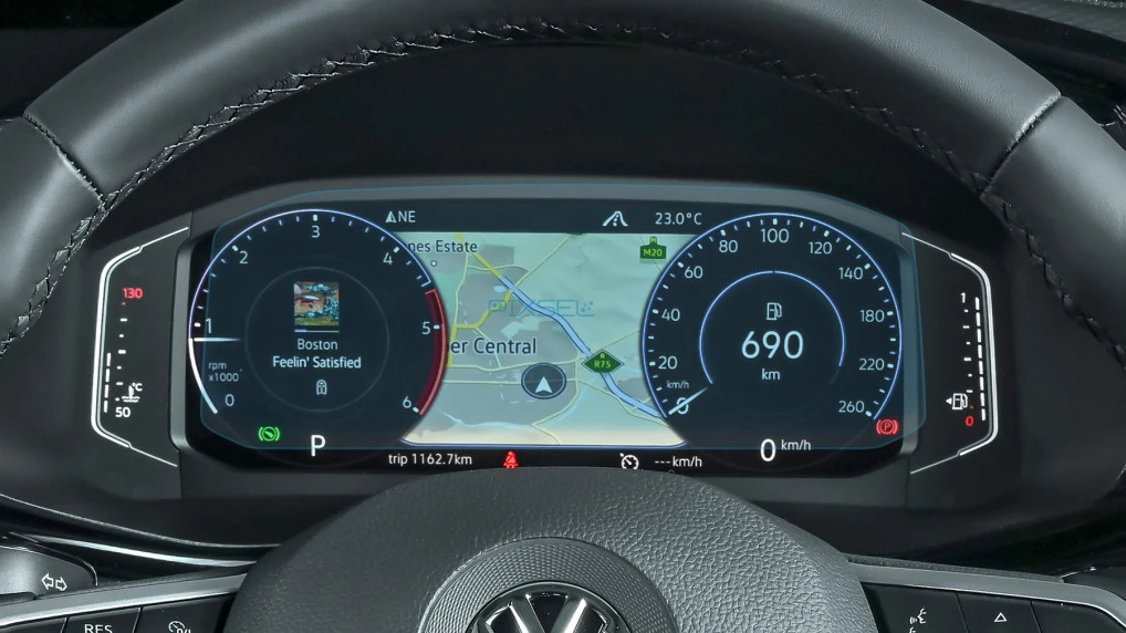 Protective glass Pixsel for dashboard VOLKSWAGEN CARAVELLE - 9.9“ 2020 - 2024